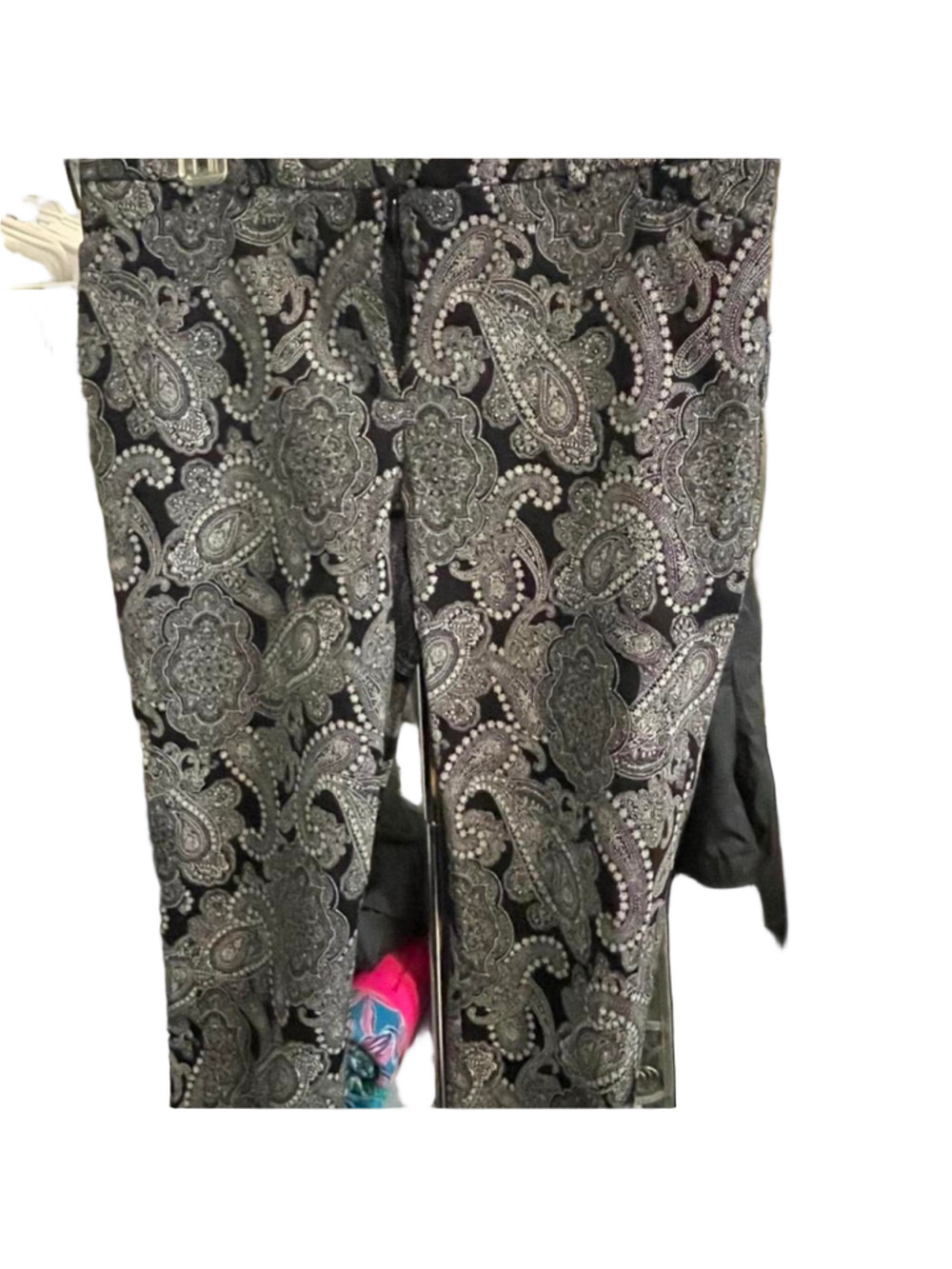 The Limited black and white paisley print pants in a size 14 #paisley #floral